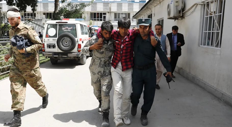 کابل میں خودکش دھماکہ ، 18 افراد جاں بحق، 100 زخمی
