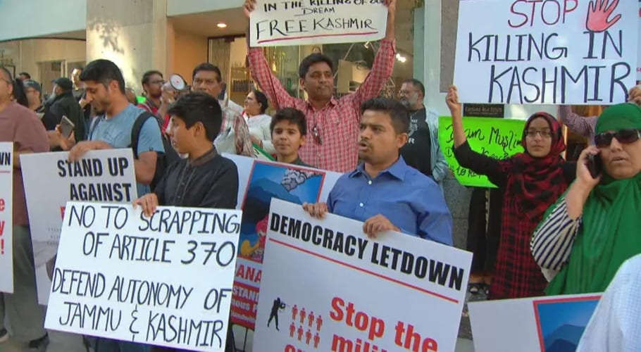 کینیڈا میں مسئلہ کشمیر پر احتجاجی مظاہرہ، نریندر مودی کے خلاف شدید نعرے بازی
