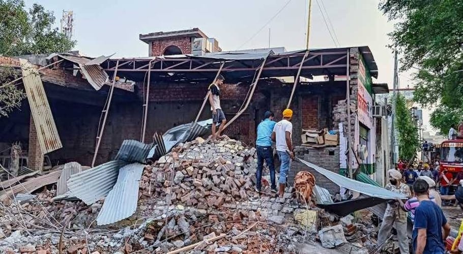 بھارت میں پٹاخے کی فیکٹری میں دھماکا،20سےزائدافرادہلاک