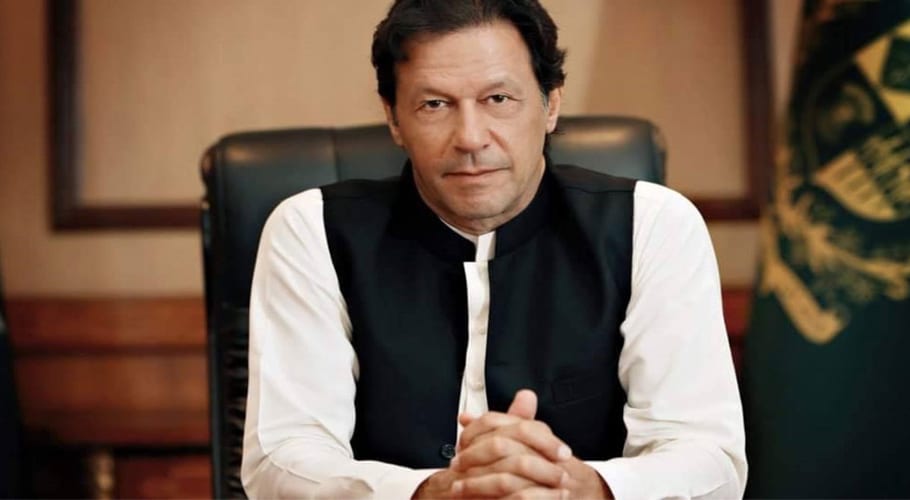 وزیر اعظم عمران خان ہمسایہ ملک چین کے دو روزہ دورے کے بعد پاکستان واپس پہنچ گئے