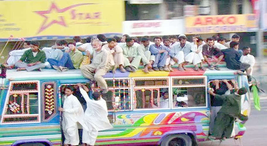 Punjab govt to oppose lifting ban on public transport