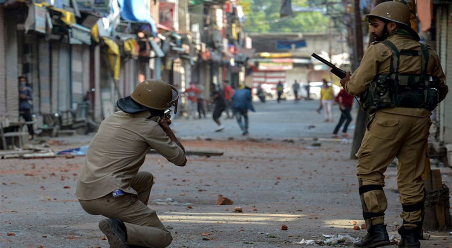 Indian troops martyr two more Kashmiris in IOK