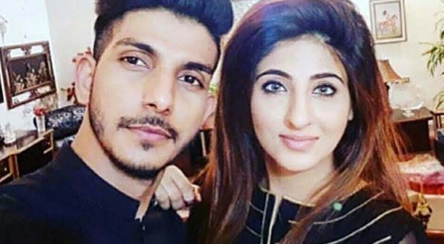 اداکار و گلوکار محسن عباس حیدر کی سابقہ اہلیہ نے عدالت سے رجوع کرتے ہوئے ان کے خلاف شکایت کی جس پر عدالت نے اداکار محسن عباس کو 16 دسمبر تک جواب جمع کرانے کا حکم دیا ہے۔