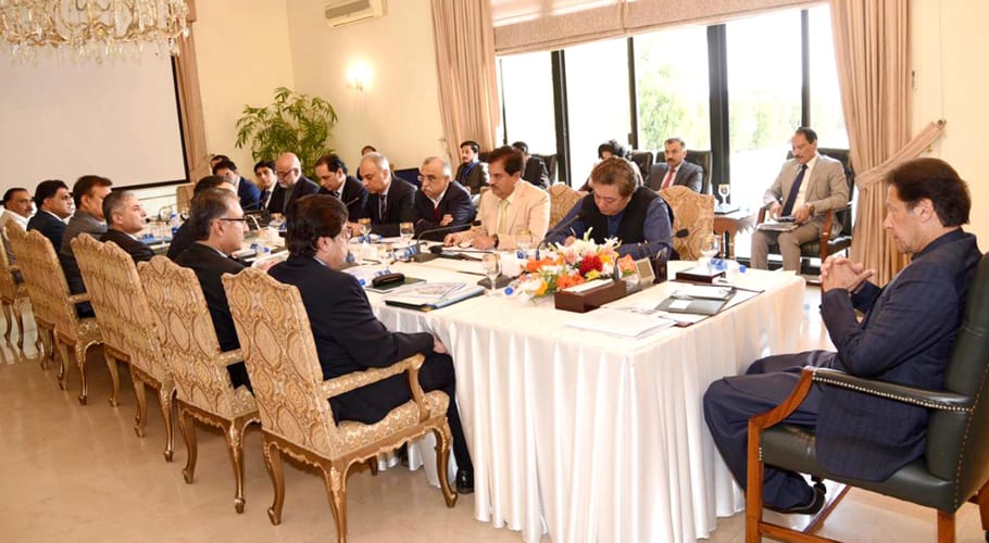 imran khan meeting contruction