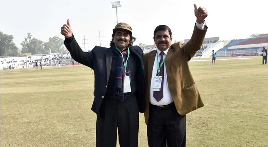 javed miandan and sri lankan captain