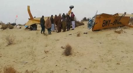 صادق آباد میں طیارہ فنی خرابی کے باعث گر کر تباہ، پائلٹ سمیت 2 افراد جاں بحق