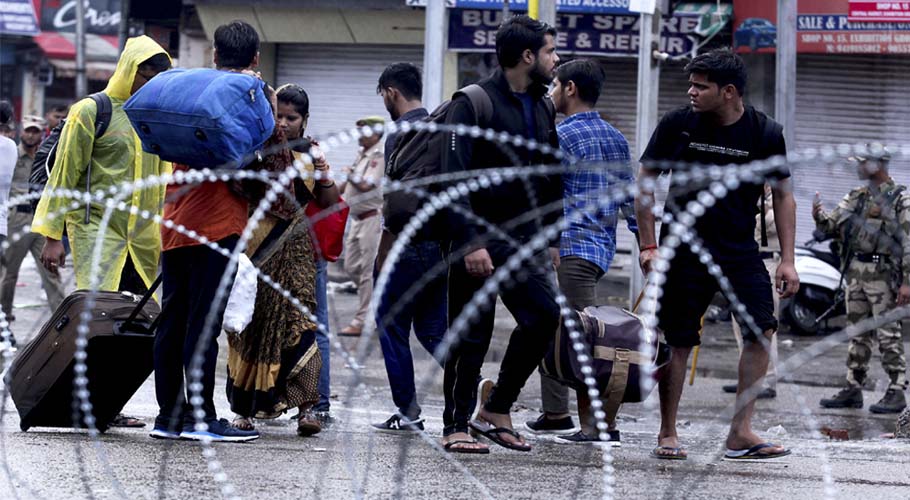 جموں و کشمیر میں انٹرنیٹ بند ہونے سے بھارت کا 1 ارب 33 کروڑ روپے کا نقصان