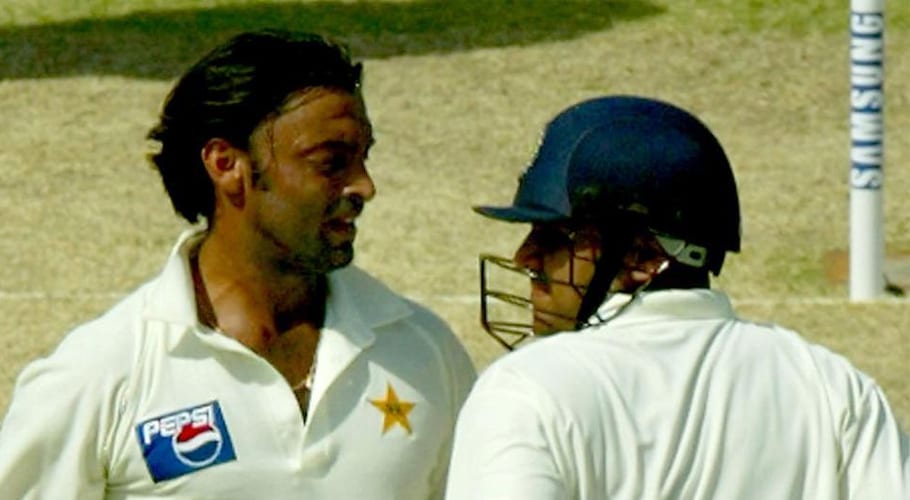 shoaib akhtar sehwag