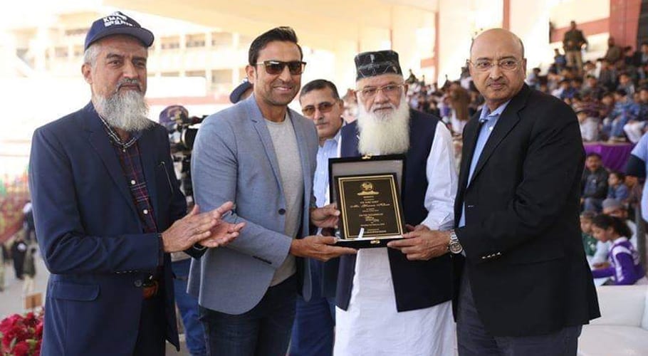 younis khan visits kutiyana memon's sports festival