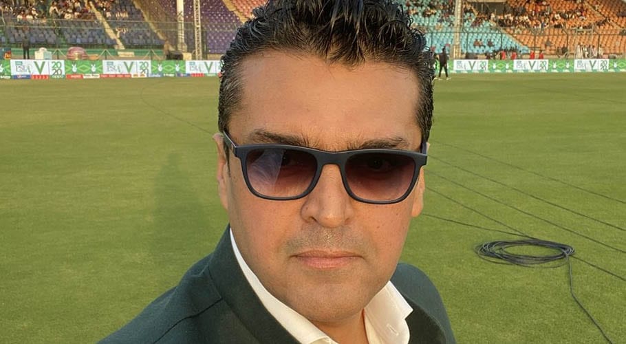 فخرِ عالم کا اگلے 3 ماہ کے لیے یوٹیلٹی بلز کی ادائیگی مؤخر کرنے کا مشورہ
