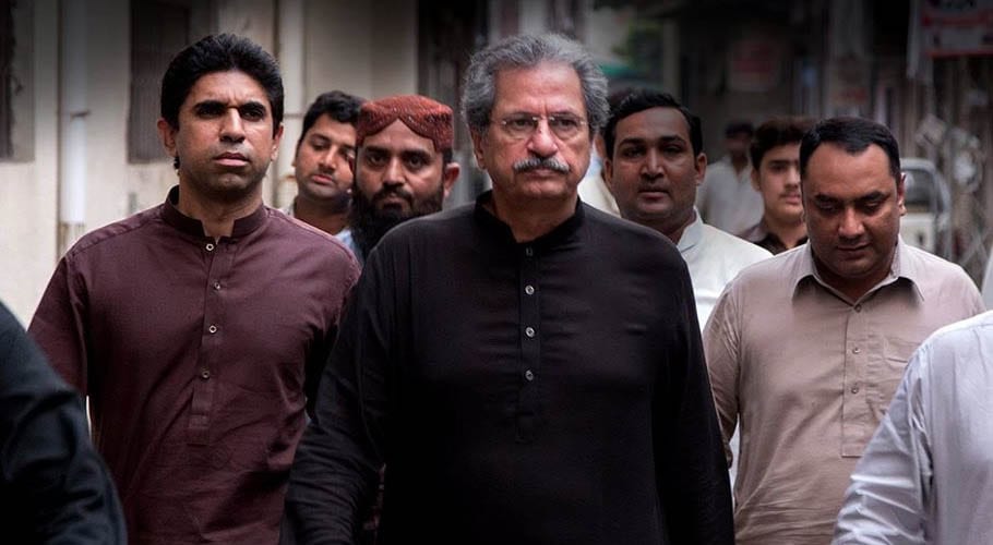 قومی نصاب سرکاری و نجی تمام اسکولوں کے لیے ہوگا۔وفاقی وزیرِ تعلیم کی وضاحت