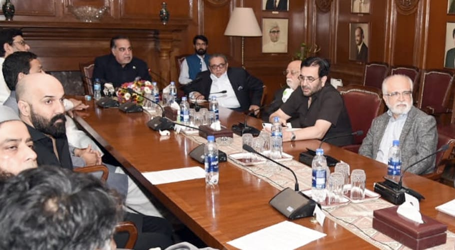 گورنر سندھ عمران اسماعیل کی زیر صدارت گورنر ہاؤس میں اجلاس کا انعقاد کیا گیا