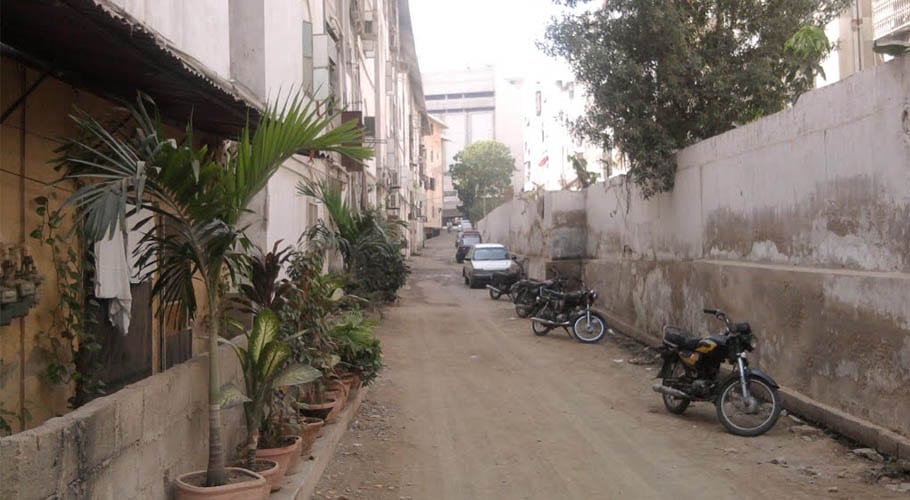 لاک ڈاؤن: سندھ حکومت کی کارکردگی کا پول کھل گیا، کراچی میں پانی کی قلت
