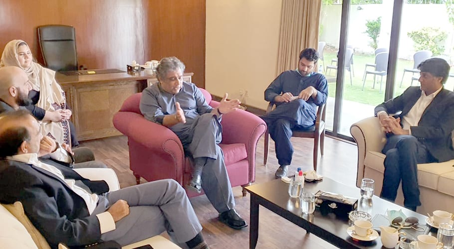 Federal Minister Ali Zaidi meets businessmen and industrialists