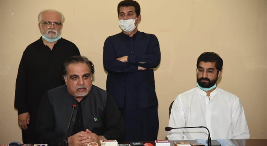 گورنر سندھ نے انڈس ہسپتال بدین میں کورونا وائرس کی حفاطتی کٹس تقسیم کردِیں