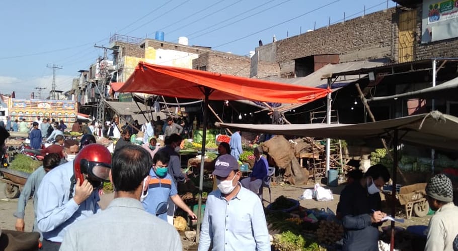 شہر اقتدار میں دفعہ 144کی خلاف ورزیاں عروج پر، سبزی منڈی میں شہریوں کا ہجوم