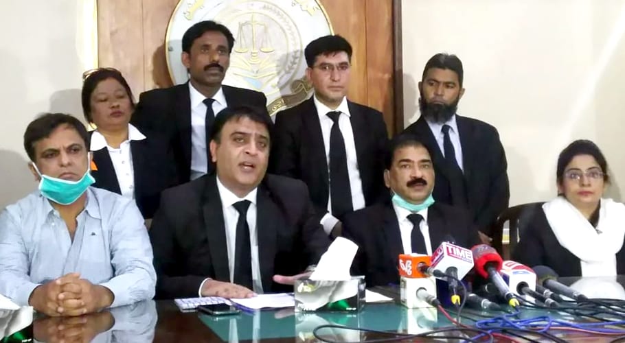 وفاقی یا سندھ حکومت نے کوئی وکلاء کے ساتھ تعاون نہیں کیا،منیر اے ملک
