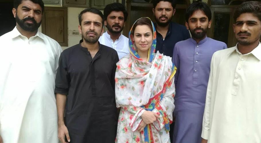 پنجاب میں پیپلز پارٹی رہنما نتاشا دولتانہ نے 82 راشن کے تھیلے تقسیم کردئیے