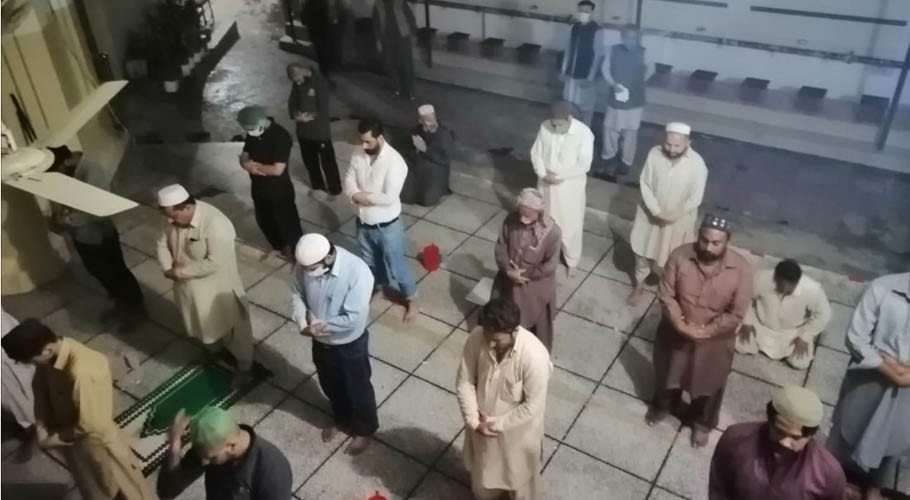 unjab Endowment Department banned Itikaf