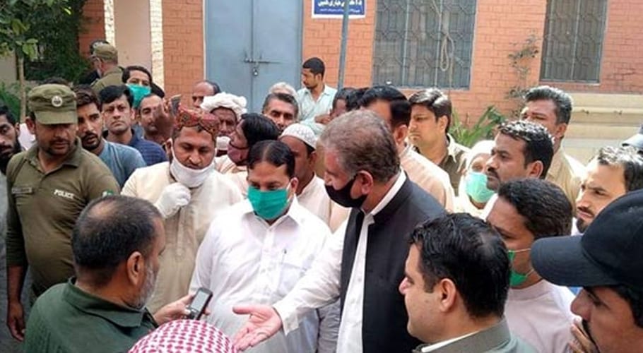 FM pays surprise visit to Ehsaas Kafalat Centers in Multan