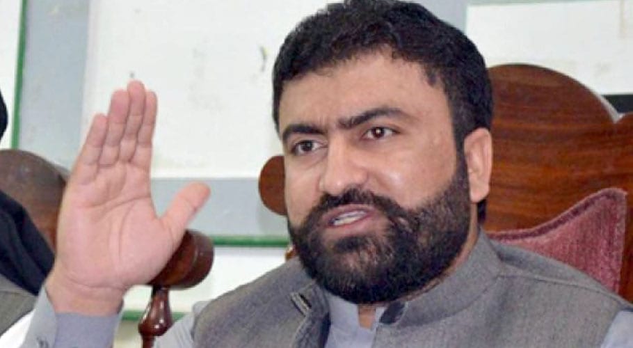 سینیٹر سرفراز بگٹی کے قافلے میں شامل گاڑی حادثے کا شکار، 5محافظ جاں بحق
