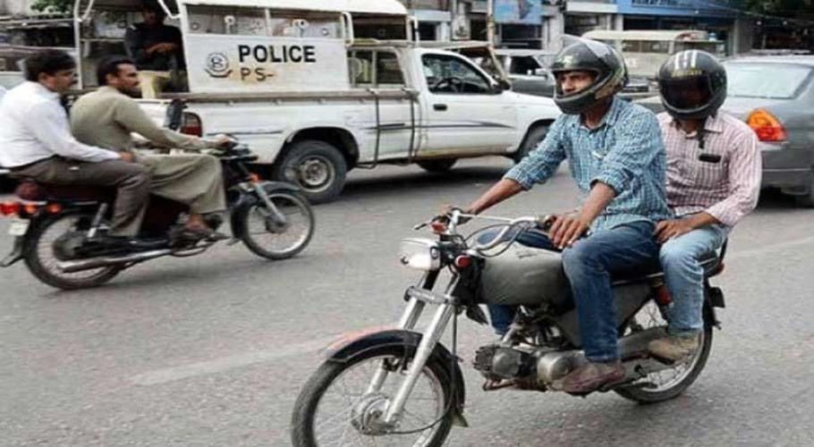 سندھ حکومت نے موٹر سائیکل کی ڈبل سواری پر پابندی عائد کردی