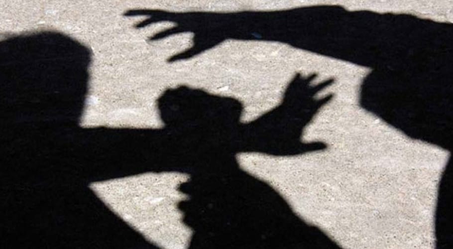 18گریڈ کا افسر عہدے کا ناجائز استعمال کرنے پر ملازمت سے برطرف