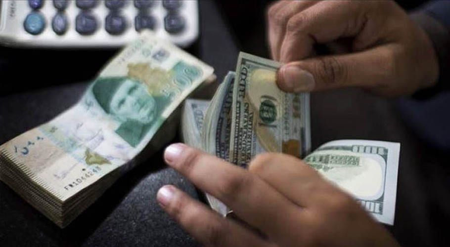 انٹر بینک میں ڈالر156.70روپے جب کہ اوپن مارکیٹ میں157.40روپے کا ہوگیا