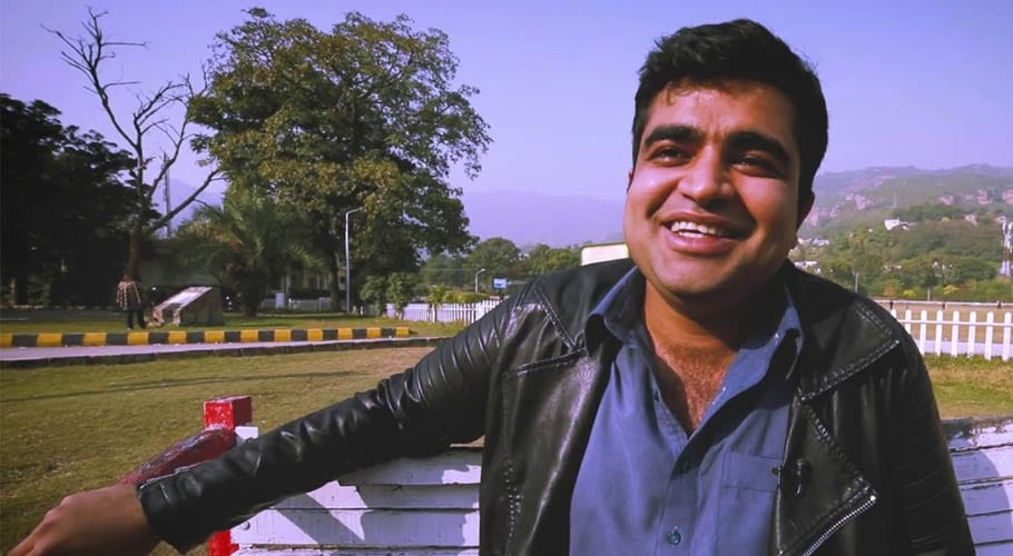 سوشل میڈیا کی متنازعہ پاکستانی شخصیت فرحان ورک کے بارے میں چند دلچسپ حقائق