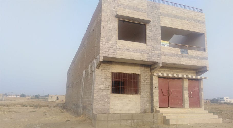 کراچی کے علاقے گلشنِ ضیاء میں غیر قانونی سوسائٹیز کو انتظامیہ کی مبینہ حمایت حاصل