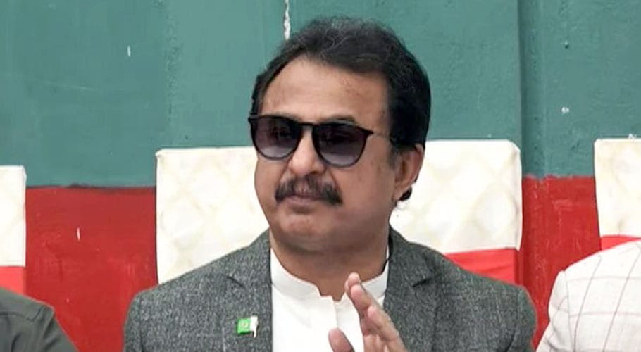 نواز شریف نے فوج کے خلاف باتیں کر کے ملک کمزور کرنے کی سازش کی،حلیم عادل شیخ