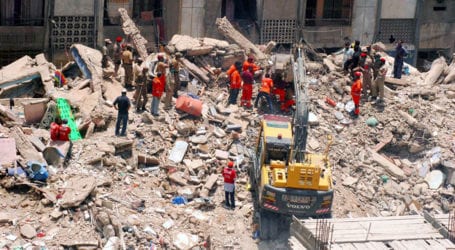 لیاری میں گرنے والی عمارت کے ملبے سے مزید لاشیں نکال لی گئیں، اموات کی تعداد22ہو گئی