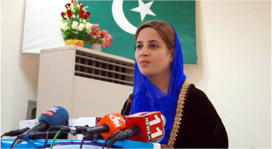 سینیٹ انتخابات، پی ٹی آئی کے نشان پر لڑنے والا اِدھر سے اُدھر نہیں جاسکتا۔زرتاج گل وزیر