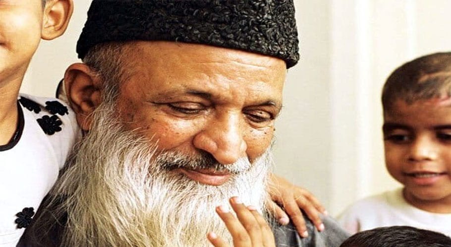 شفقت، محبت اور رحم دلی کا پیکر سماجی کارکن عبد الستار ایدھی کو بچھڑے 6 برس بیت گئے