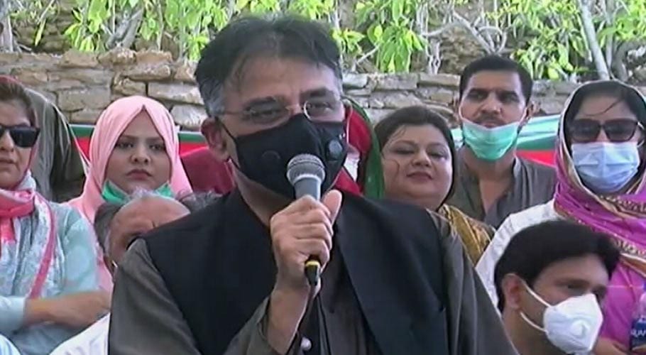 کل سے کراچی میں کہیں بھی غیراعلانیہ لوڈشیڈنگ نہیں ہوگی، اسد عمر