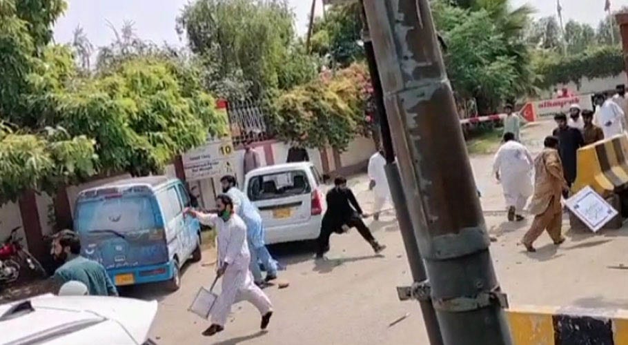 راولپنڈی میں بلیو ورلڈ سٹی متاثرین پر حملے کا معاملہ، انتظامیہ نے دھوکہ دہی شروع کردی