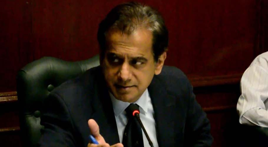 شہر میں کچرا پھینکنے پر پابندی عائد، خلاف ورزی پر ایف آئی آر درج ہوگی۔کمشنر کراچی