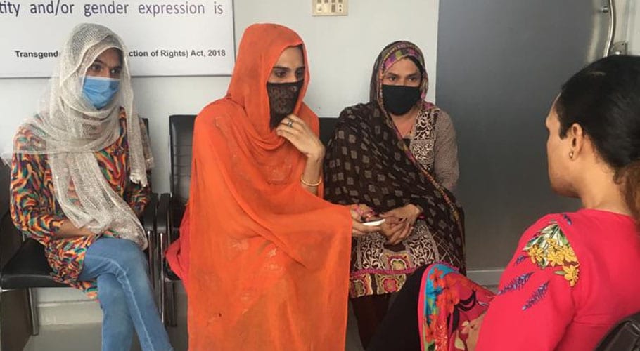 سی پی او راولپنڈی نے خواجہ سراء کے ساتھ ناروا سلوک کی ویڈیو کا نوٹس لے لیا