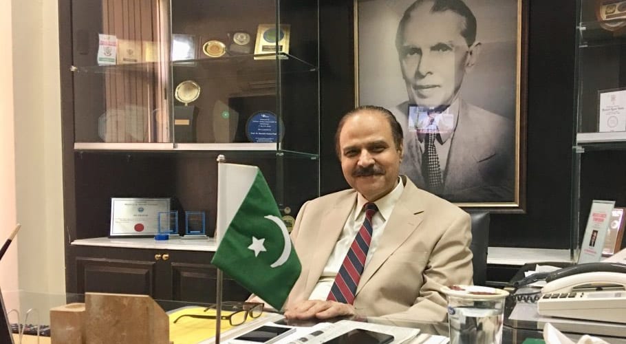 نشتر میڈیکل یونیورسٹی کے وائس چانسلر کورونا وائرس کے باعث انتقال کر گئے