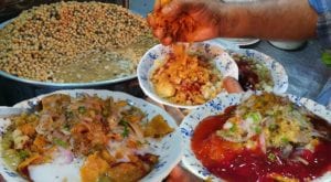3 Famous Chana chaat points in Karachi