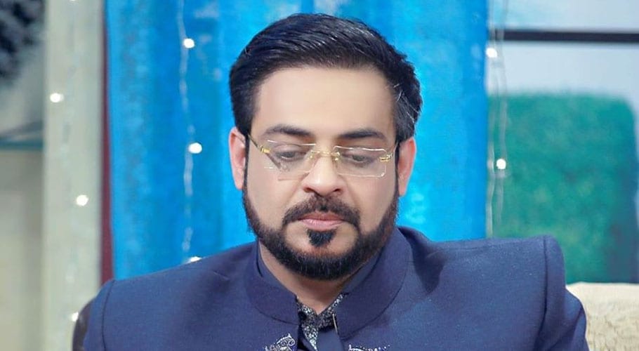 آئی ایم مریم نواز ٹرینڈ کے تحت ٹویٹس جاری، عامر لیاقت حسین خاموش نہ رہ سکے