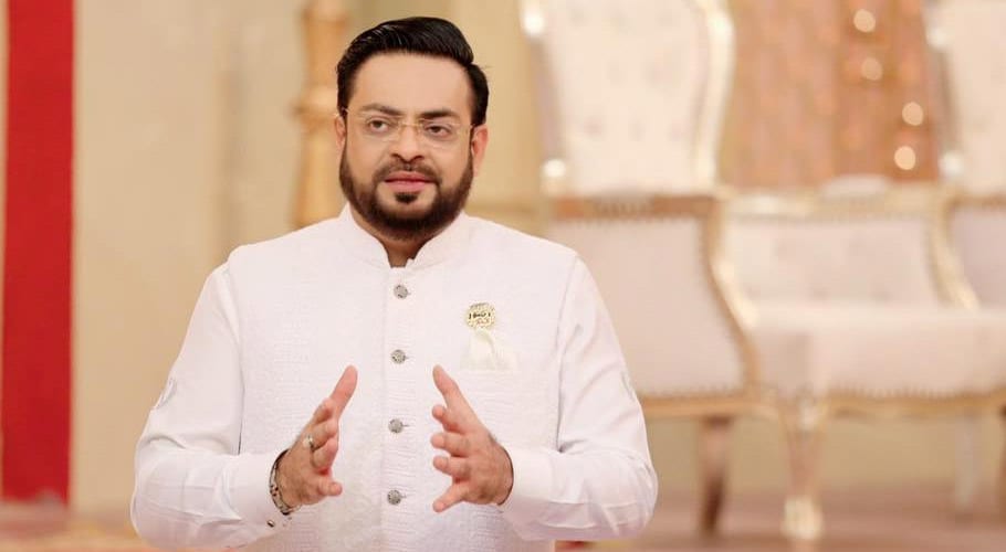 یومِ شہدائے پولیس، عامر لیاقت حسین کا قوم کی خاطر جان دینے والوں کو خراجِ تحسین