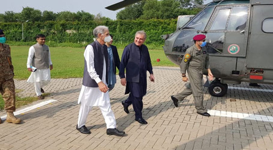 FM Qureshi, Pervaiz Khattak visit LoC