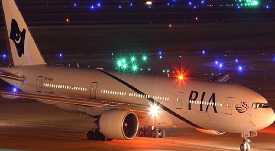حکومت کا اندرون ملک فلائٹ آپریشن مکمل بحال کرنے کا فیصلہ