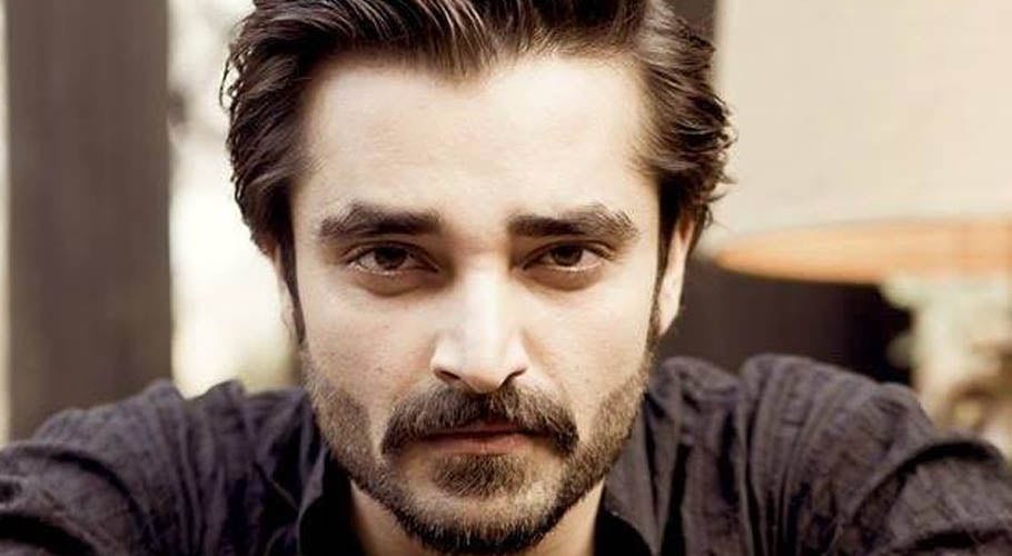 حمزہ علی عباسی بھارت میں طیارہ حادثے پر غمزدہ، جانی نقصان پر افسوس کا اظہار
