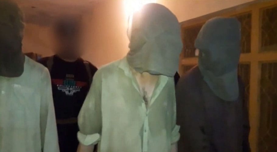 پولیس نے کالعدم تنظیم کے 3 دہشت گرد گرفتار کر لیا، چارسدہ بڑی تباہی سے بچ گیا