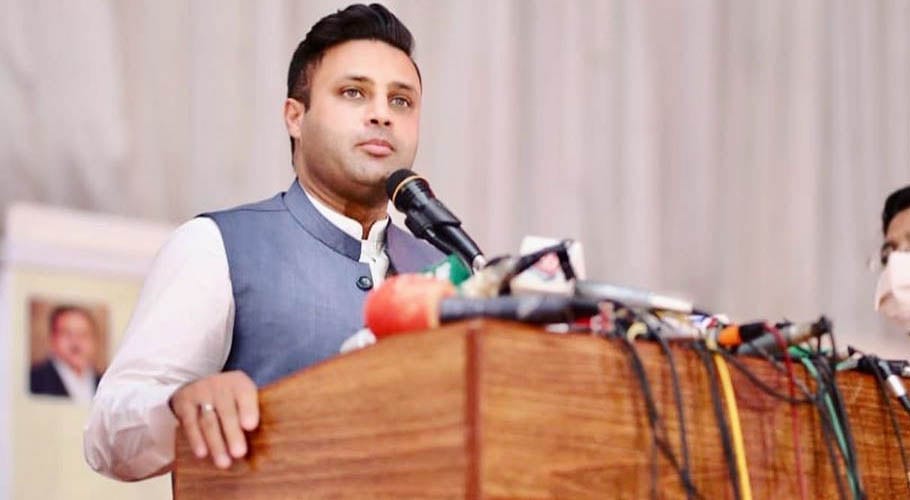 اپنے بچوں کا سوچیں، وہ قوم بنیں جو بہتر مستقبل کیلئے درخت لگاتی ہے۔زلفی بخاری