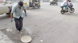  father fills 800 potholes after his son dies accident in India  