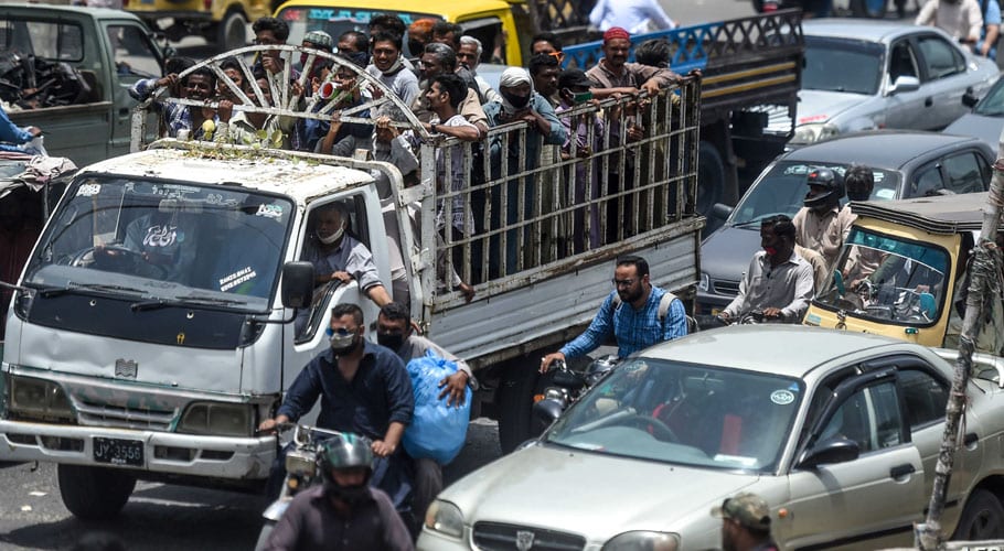 کراچی میں کورونا دوبارہ زور پکڑنے لگا، ملک بھر کے نصف سے زائد کیسز رپورٹ