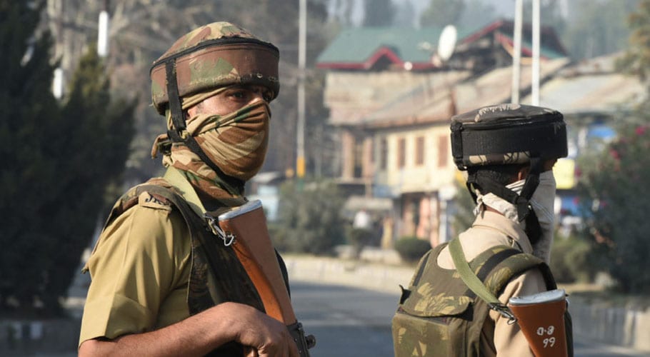 بھارت کی دہشت گردی، مقبوضہ کشمیر میں سرچ آپریشن کے نام پر 6 نوجوان گرفتار